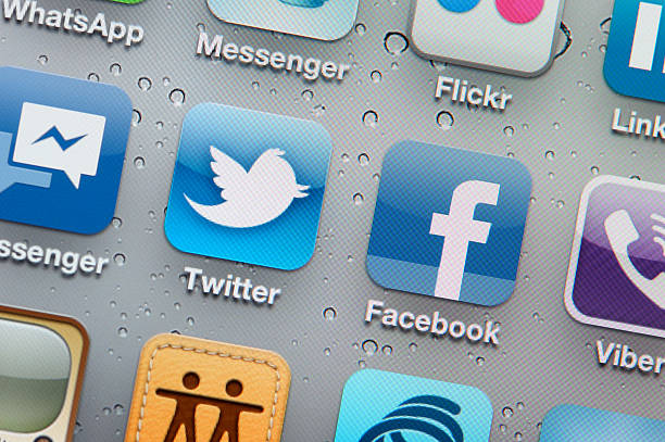 Portland, OR, USA - Nov 8, 2022: App icons of Twitter and some of its alternatives, including Mastodon, Discord, Facebook, Reddit, Parler, and Truth Social, are seen on an iPhone. Mastodon, a decentralized social media platform, is rapidly gaining users after Elon Musk's Twitter takeover.