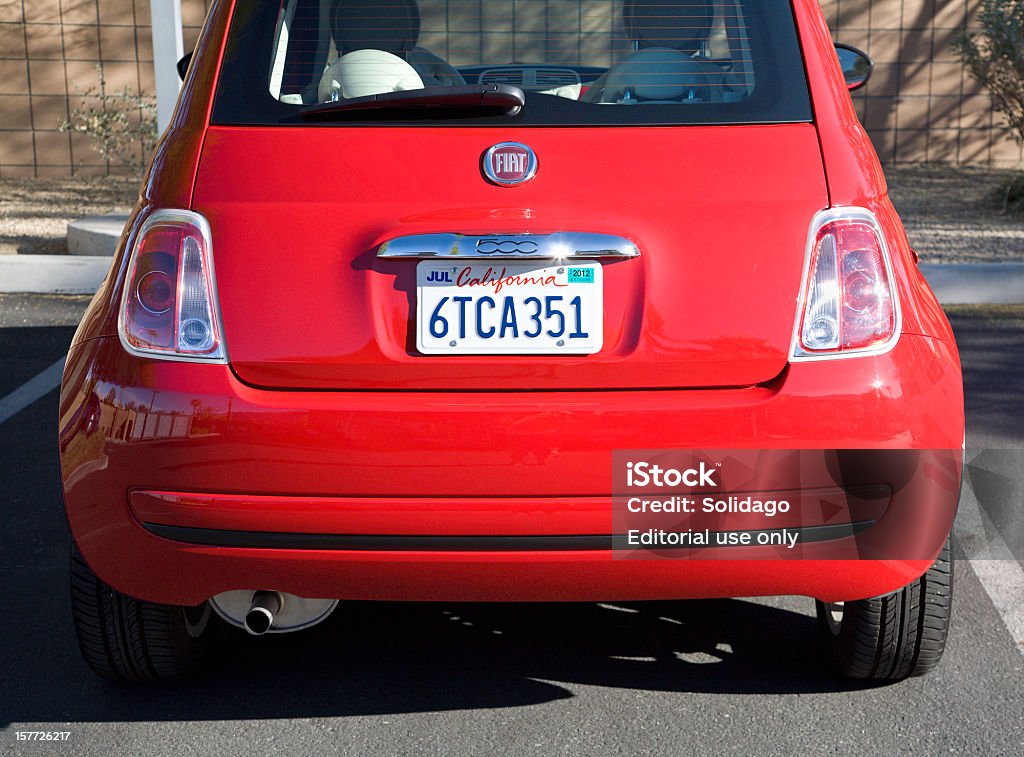 Rouge Automobile Fiat 500 - Photo de Voiture libre de droits