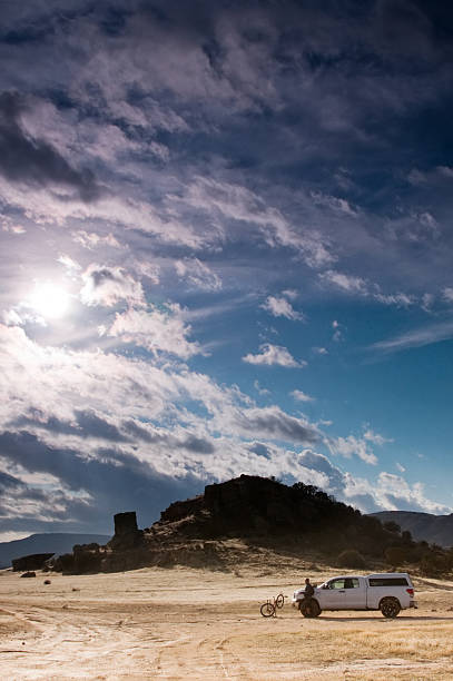 Nestled in the mountains, Zriba Olya reveals the silent beauty of its abandoned stone houses. This forgotten Berber village tells stories of tradition and time etched into its walls.