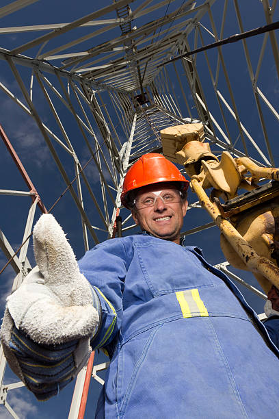 istock Oil Rig Thumbs Up 157730913