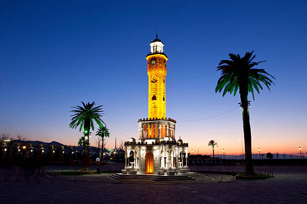 izmir saat kulesi izmir clock tower at night izmir turkey clock tower stock pictures, royalty-free photos & images