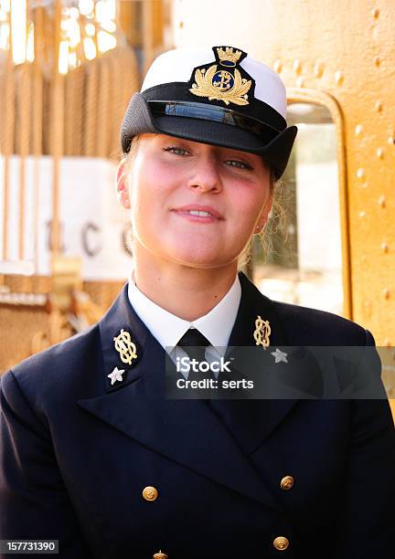 Photo libre de droit de Femme Marin banque d'images et plus d'images libres de droit de Infanterie de Marine - Infanterie de Marine, Officier - Grade militaire, Adulte