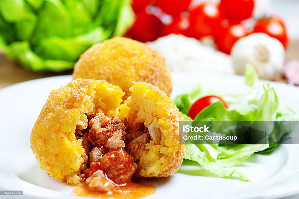 Arancini Siciliani - シチリアのロイヤリティフリーストックフォト