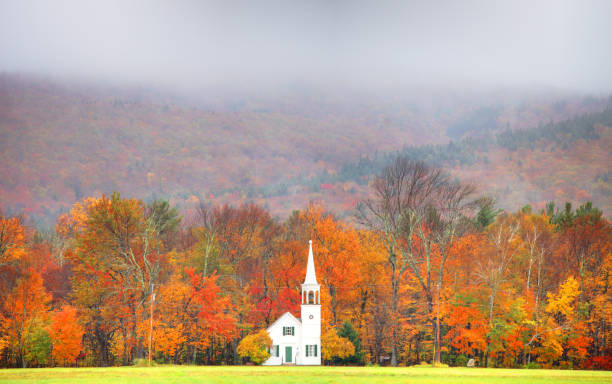 istock Autumn in New England 157734596