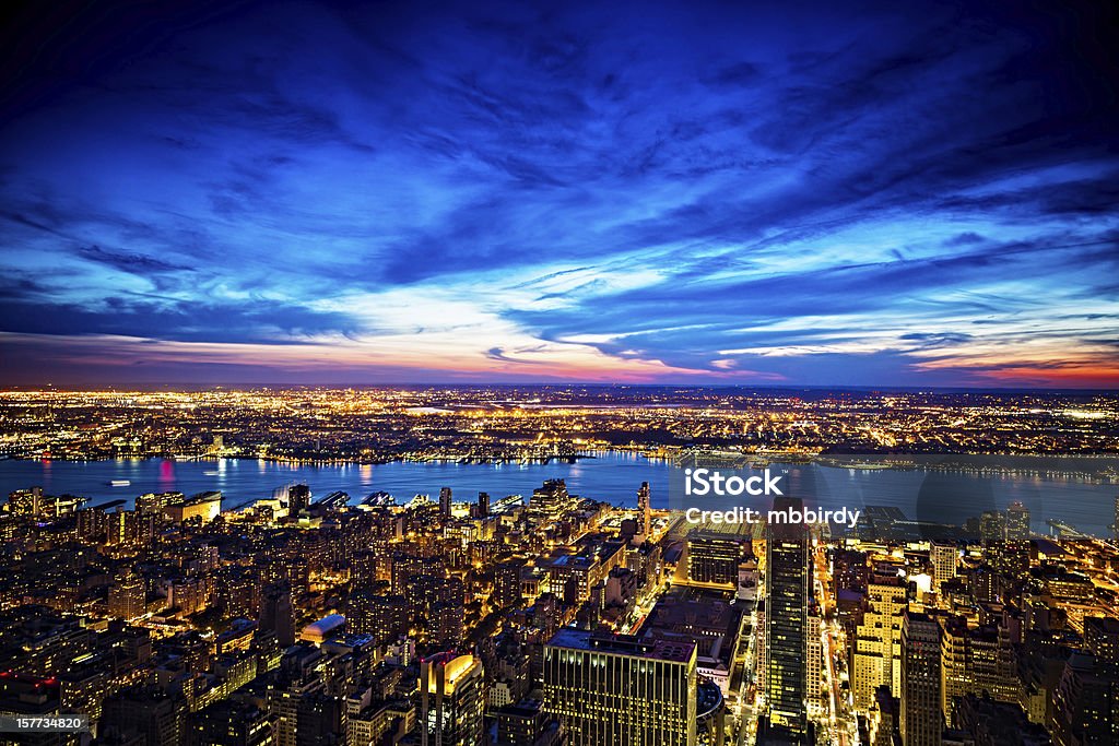 Panorama urbain du quartier de midtown de New York avec Hudson river - Photo de Architecture libre de droits