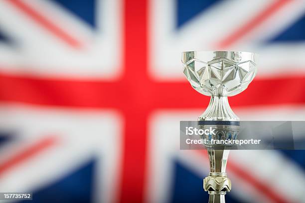 Великобритании Британский Флаг С Победителем Приз Чемпионата — стоковые фотографии и другие картинки Англия