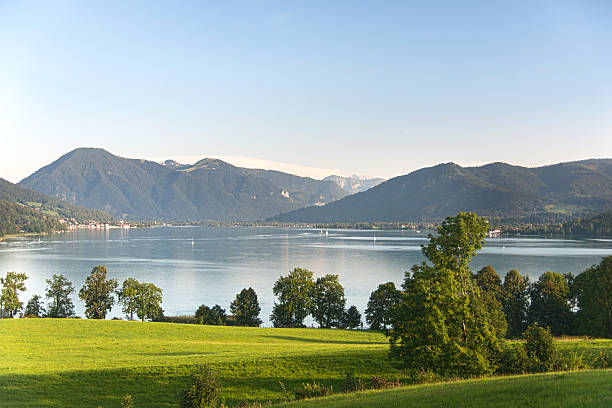 tegernsee-kaltenbrunn - european alps germany landscaped spring stock-fotos und bilder