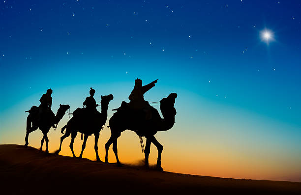 los tres reyes magos - journey camel travel desert fotografías e imágenes de stock