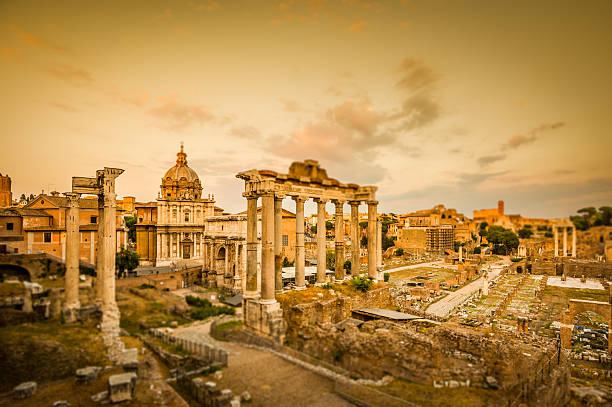 foro romano - imperial italy rome roman forum fotografías e imágenes de stock