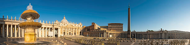 roma st peter's square panorama di alba della città del vaticano - vatican sky summer europe foto e immagini stock