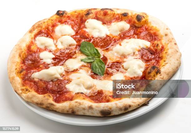 Pizza Margherita Hình ảnh Sẵn có - Tải xuống Hình ảnh Ngay bây giờ - Pizza, Bánh pizza margherita, Nền trắng