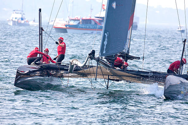 Jachtregatta-Crew bei der Arbeit – Foto