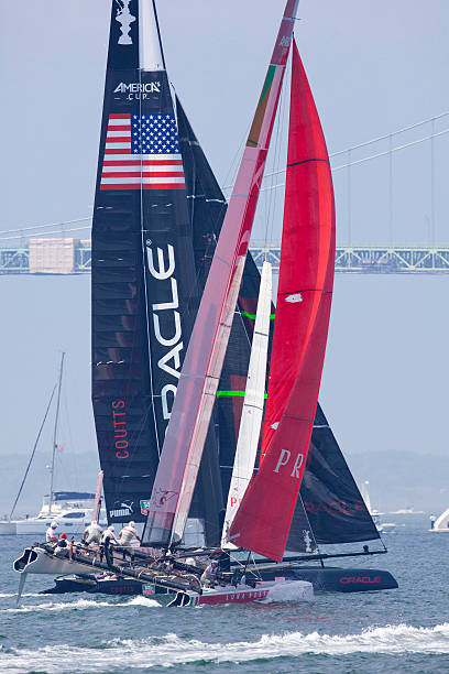 racing catamarani - americas cup foto e immagini stock