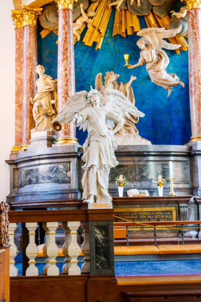 interior of church of our saviour in copenhagen, denmark - denmark indoors church angel imagens e fotografias de stock