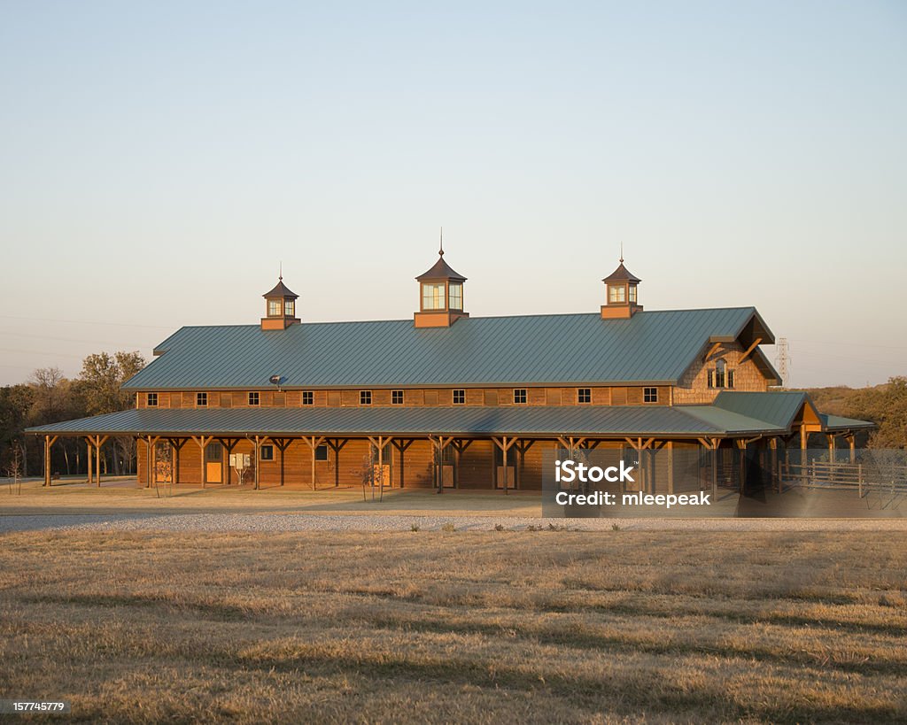 The Grange - Photo de Cheval libre de droits