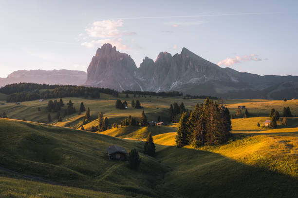 istock Stunning landscape view on Alpe di Siusi, Seiser Alm during sunrise, Dolomites 1577508189