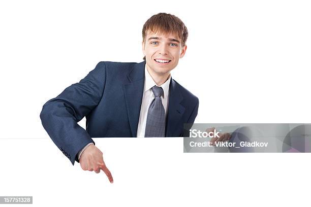 Lächelnd Geschäftsmann Holding Leer Leere Board Isoliert Auf Weißem Hintergrund Stockfoto und mehr Bilder von Anzug