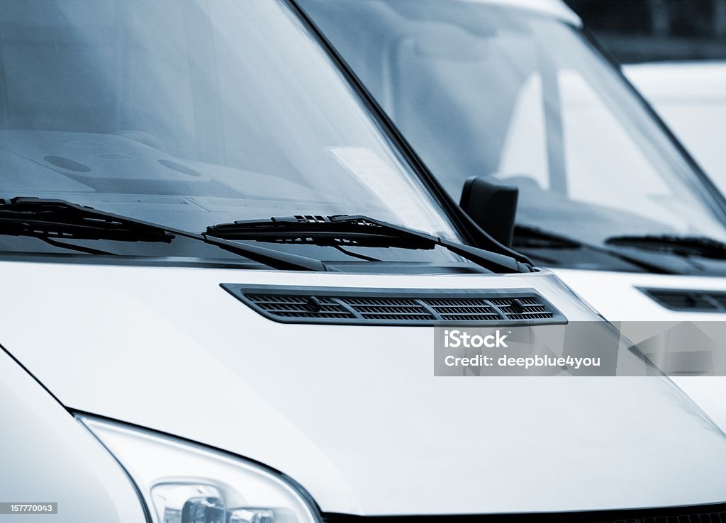 Parte anteriore di furgoni - Foto stock royalty-free di Monovolume