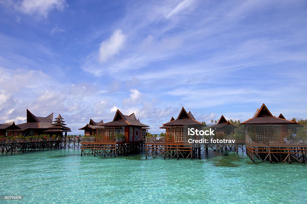 Acqua villaggio sull'Isola di Mabul, Sipadan, Borneo Malesia - Foto stock royalty-free di Acqua