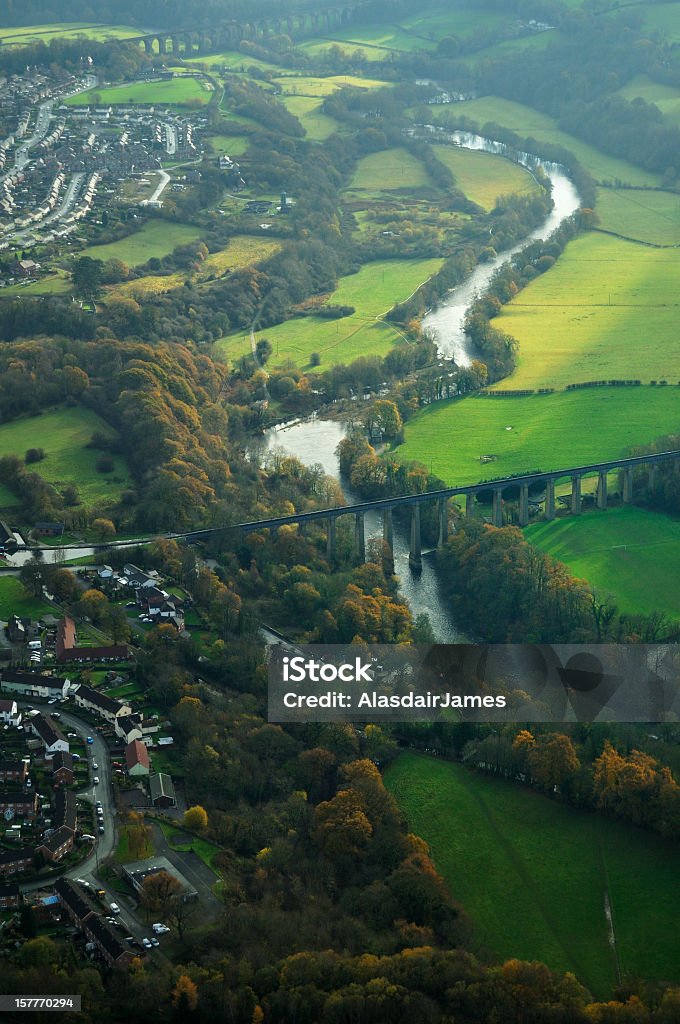 Pontcysyllte アクアダクト空からのポートレート - 水道橋のロイヤリティフリーストックフォト