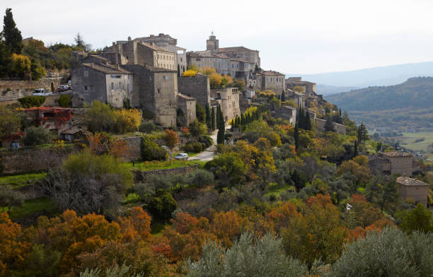 istock Gordes, Provence, France 157770349