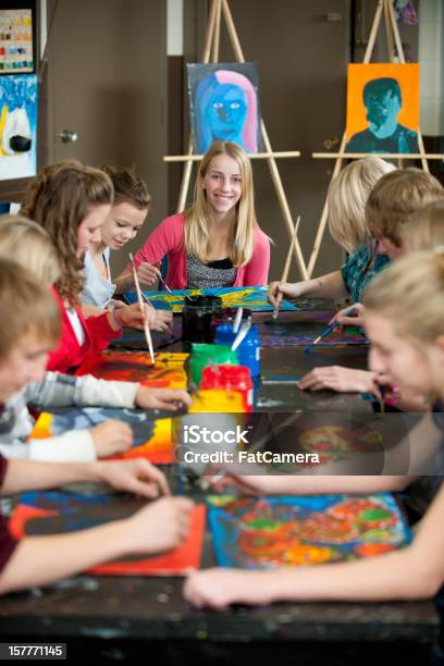 Foto de Aula De Arte e mais fotos de stock de Aprender - Aprender, Educação, Escola