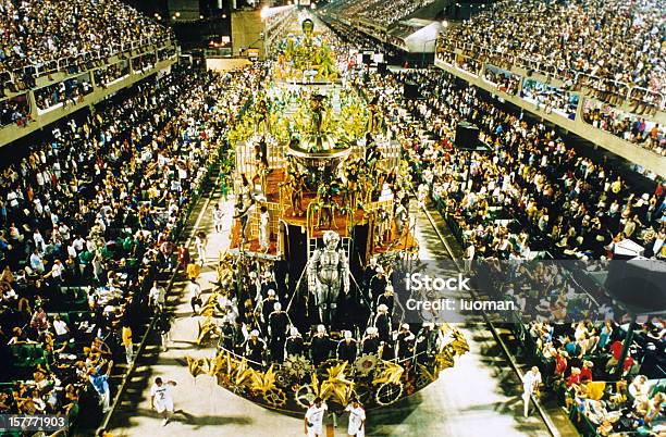 Carnaval No Rio De Janeiro - Fotografias de stock e mais imagens de Carnaval Carioca - Carnaval Carioca, Carnaval - Evento de celebração, Rio de Janeiro