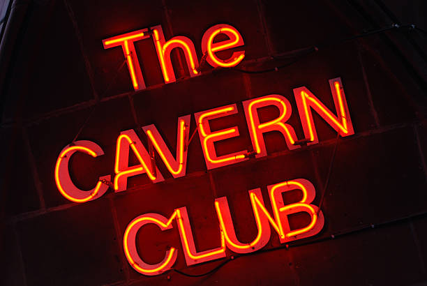 club la caverna a liverpool mathew street. - paul mccartney foto e immagini stock