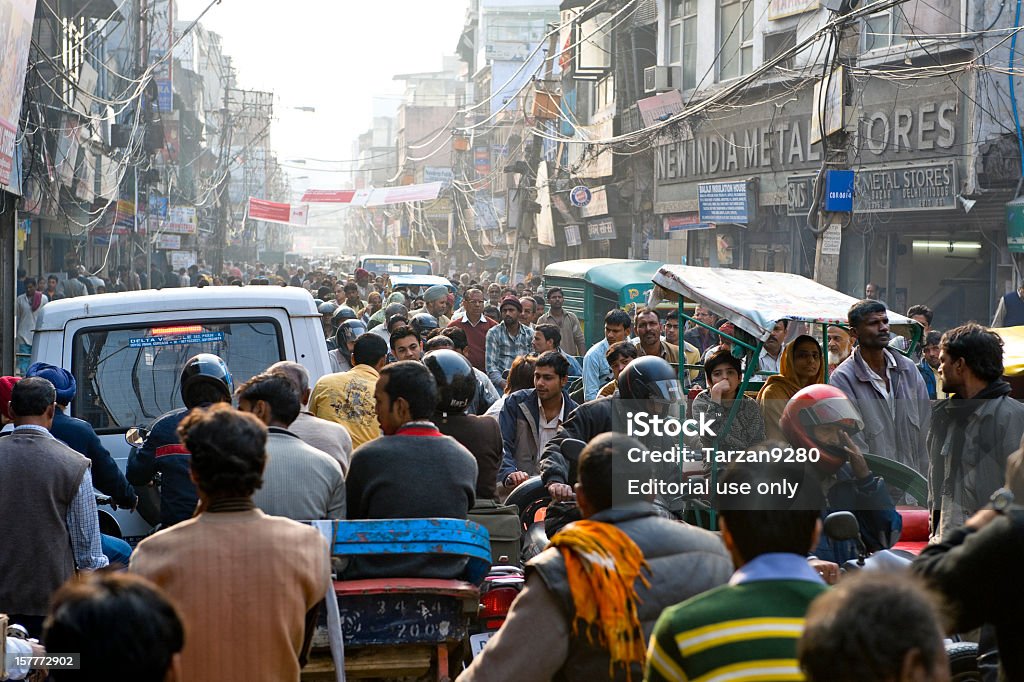 Movimentada rua, Chandni Chowk, Nova Délhi, Índia - Foto de stock de Chandni Chowk royalty-free