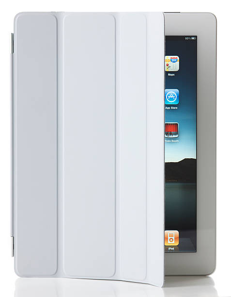 apple ipad 2 con wi-fi e 3 g con smart cover - ipad 3 ipad white digital tablet foto e immagini stock