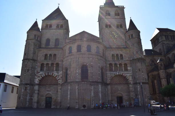 catedral de tréveris - trierer dom fotografías e imágenes de stock