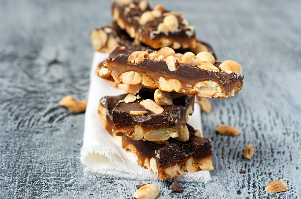istock Homemade peanut caramel and chocolate bars 157832081