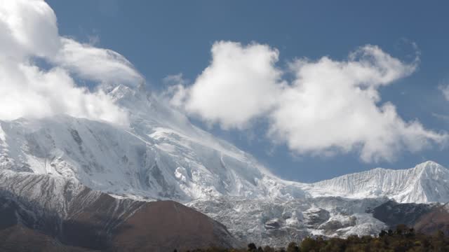 Timelapse of Mount Manaslu in the Himalayas of Nepal