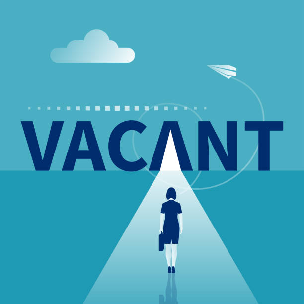 illustrations, cliparts, dessins animés et icônes de nouveau poste vacant. une femme d’affaires se tient devant une porte ouverte. - occupation classified ad employment issues job search