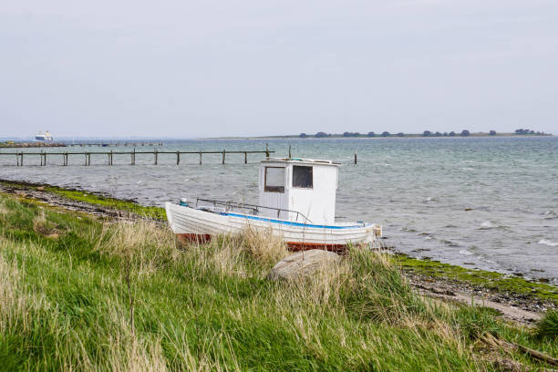 sur l’île d’ærø - aero photos et images de collection