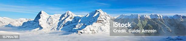 Панорамный Вид На Эйгер Мёнх Юнгфрау Массиф Швейцарские Альпы — стоковые фотографии и другие картинки Гора