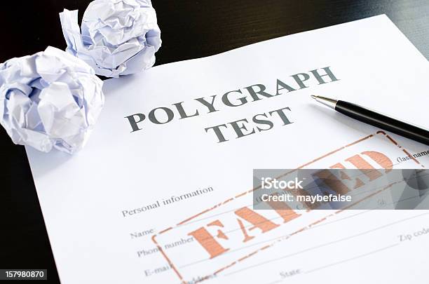 Polygraph Teste Falhou - Fotografias de stock e mais imagens de Detetor de Mentira - Detetor de Mentira, Desonestidade, Respeito