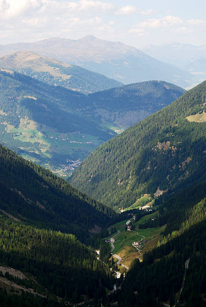 альпы в vinschgau - sulden стоковые фото и изображения