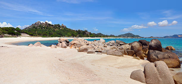 istock Beautiful tropical scenery, beach Bai Dai 157986022