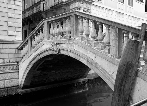 istock Stone bridge in Venice, Italy 157995455
