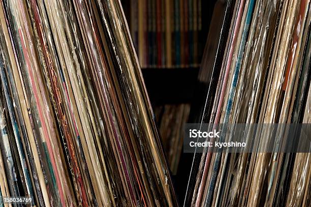 列のレコード - アナログのストックフォトや画像を多数ご用意 - アナログ, アナログレコード, オーディオ機器
