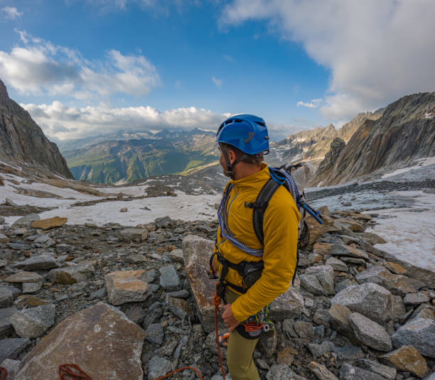 istock Male mountaineer ready to climb glacier 1580470314