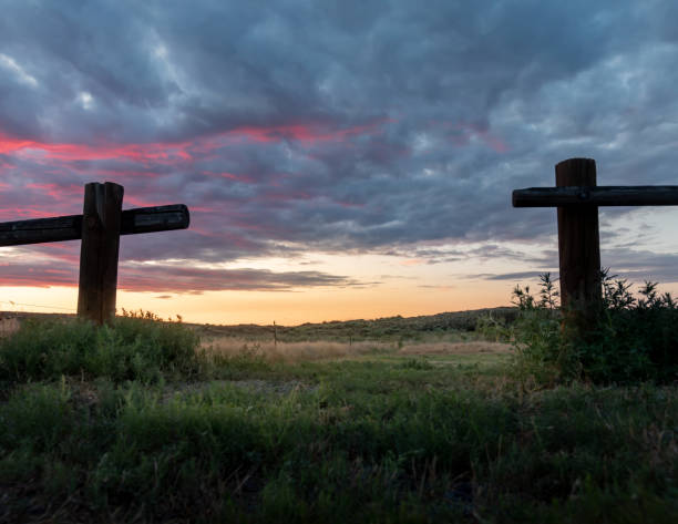 istock Desert Sunrise at lakeview ranch 1580886780