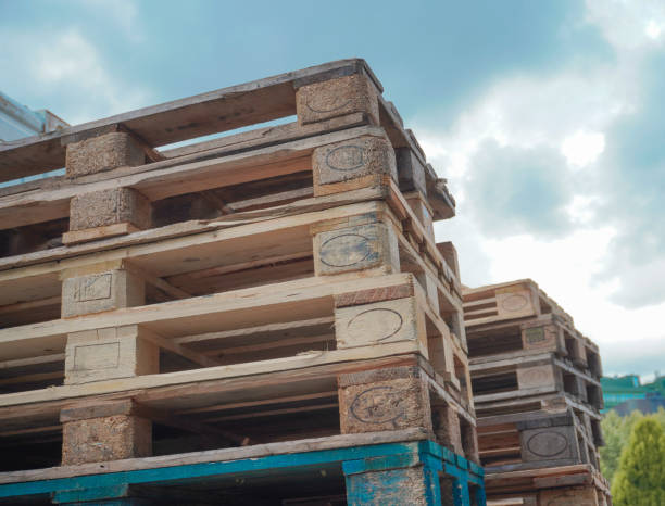 istock Low angle view of pallet against sky 1581264780