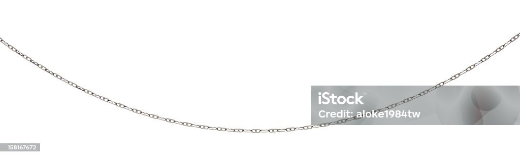 Curva collana in metallo con clipping path - Foto stock royalty-free di Argentato
