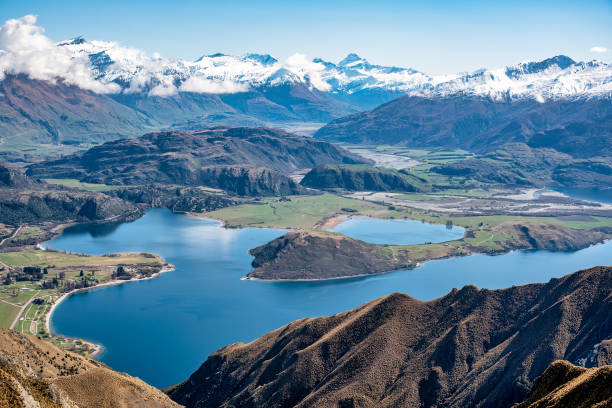 istock Walking Roys Peak track near Glendhu Bay 1581722357