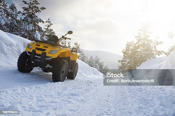 Śnieg Ride - zdjęcia stockowe i więcej obrazów Quad - Quad, Śnieg, Samochód terenowy