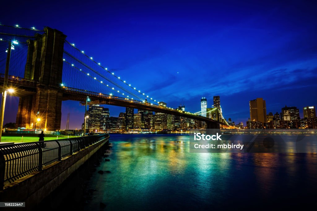 Ponte de Brooklyn com vista da baixa de Manhattan, Nova Iorque - Royalty-free Cidade de Nova Iorque Foto de stock