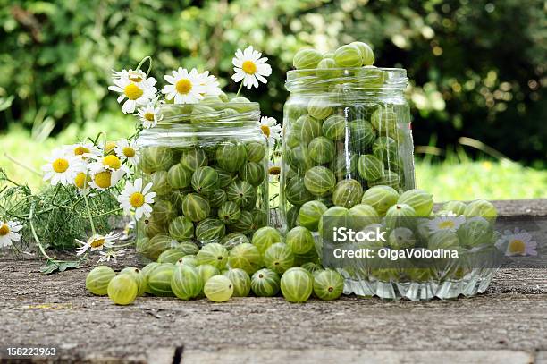 Photo libre de droit de Cuisine Maison De Confiture De Groseille À Maquereau banque d'images et plus d'images libres de droit de Aliment