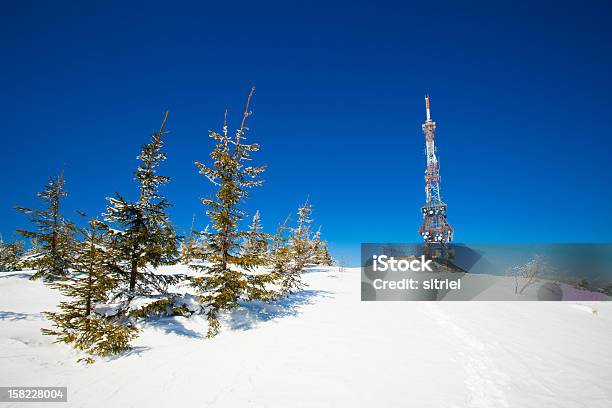 Piękna Zima Góry Krajobraz - zdjęcia stockowe i więcej obrazów Bez ludzi - Bez ludzi, Chłodny, Fotografika